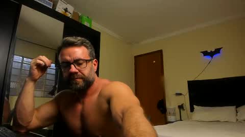 Snapshot of sexyflightz chatting on 17, 10, 2025 chris online show from 17, 10, 2025