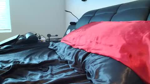 Snapshot of sexyhornyman1993 chatting on 8, 2, 2025 sexyhornyman1993 online show from 8, 2, 2025
