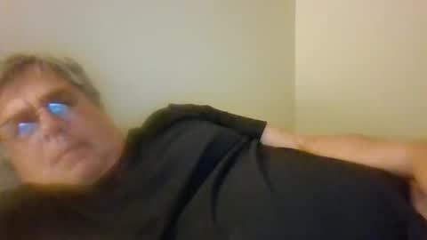 chris online show from 4, 6, 2026