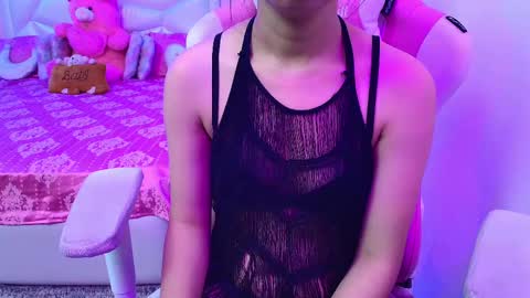 Snapshot of sexyislive chatting on 4, 3, 2025 sexyislive online show from 4, 3, 2025