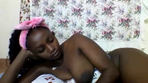 Snapshot of sexyjoane chatting on 12, 2, 2025 JOAN online show from 12, 2, 2025