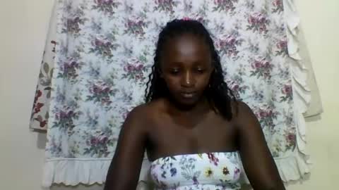 Snapshot of sexyjoane chatting on 17, 2, 2025 JOAN online show from 17, 2, 2025