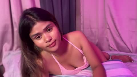 Snapshot of sexylady_pinayx chatting on 9, 4, 2026 Call me Bea online show from 9, 4, 2026