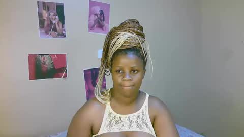 sexylucy33 online show from 8, 3, 2026