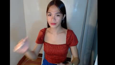 Snapshot of sexylunox chatting on 12, 10, 2025 Lunox3 online show from 12, 10, 2025