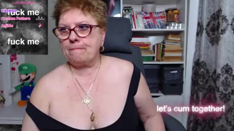 sexylynette4u online show from 27, 2, 2025