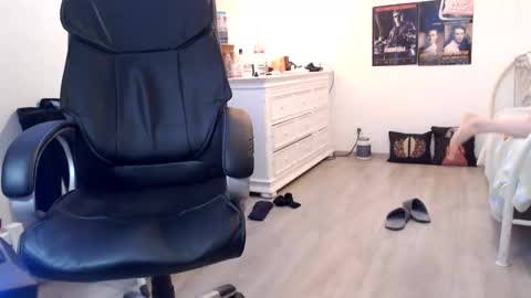 Snapshot of sexyman_fr chatting on 4, 3, 2025 Vincent Vega online show from 4, 3, 2025