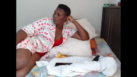 Snapshot of sexymelaninqueenx chatting on 1, 2, 2025 Keddy online show from 1, 2, 2025