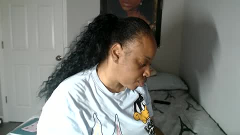 Snapshot of sexymona1218 chatting on 19, 9, 2025 SexyMona online show from 19, 9, 2025