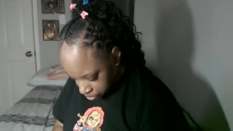 Snapshot of sexymona1218 chatting on 9, 10, 2025 SexyMona online show from 9, 10, 2025