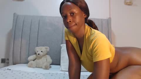 sexymonalisa1 online show from 25, 4, 2026