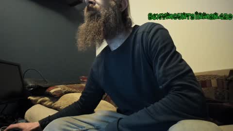 Snapshot of sexymountainman420 chatting on 11, 12, 2024 Sexymountainman420 online show from 11, 12, 2024