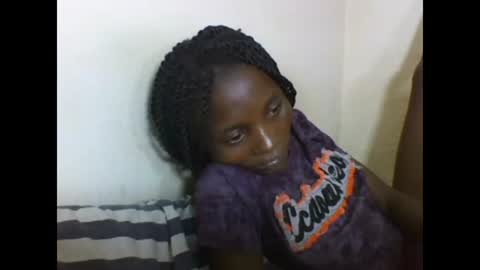 VIVIAN online show from 17, 2, 2025