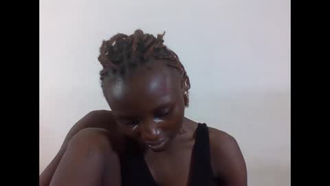 Snapshot of sexyneedle22 chatting on 24, 5, 2026 VIVIAN online show from 24, 5, 2026
