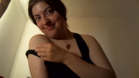 Snapshot of sexynyu18 chatting on 21, 6, 2026 Alex online show from 21, 6, 2026