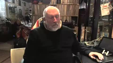 Snapshot of sexyolbear chatting on 23, 12, 2024 Grizz Lee Bear online show from 23, 12, 2024