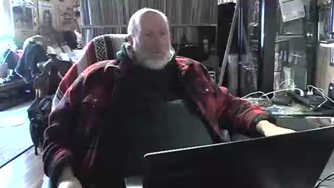 Snapshot of sexyolbear chatting on 5, 1, 2025 Grizz Lee Bear online show from 5, 1, 2025