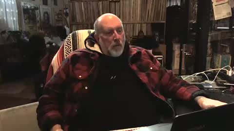 Snapshot of sexyolbear chatting on 8, 2, 2025 Grizz Lee Bear online show from 8, 2, 2025