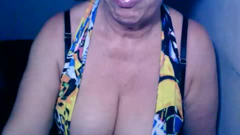 AnneSofia online show from 11, 11, 2025