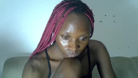 Snapshot of sexypetite4 chatting on 24, 7, 2026 SHARON online show from 24, 7, 2026