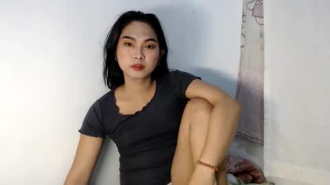 Snapshot of sexypetiteraine chatting on 7, 6, 2026 sexypetiteraine online show from 7, 6, 2026