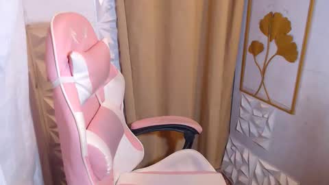 Snapshot of sexypinayirish chatting on 24, 10, 2025 IRISH online show from 24, 10, 2025