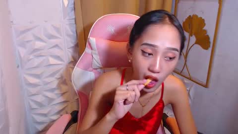 Snapshot of sexypinayirish chatting on 5, 11, 2025 IRISH online show from 5, 11, 2025