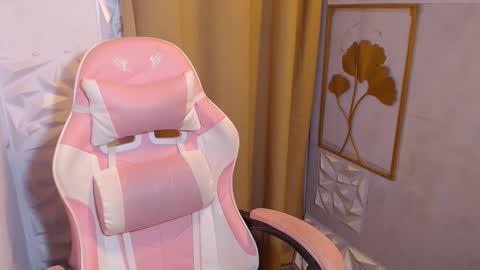 Snapshot of sexypinayirish chatting on 17, 11, 2025 IRISH online show from 17, 11, 2025