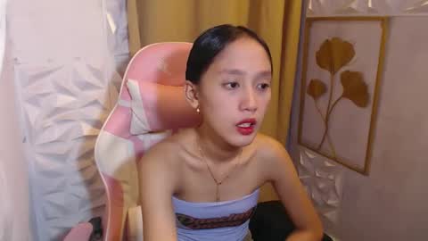 Snapshot of sexypinayirish chatting on 25, 11, 2025 IRISH online show from 25, 11, 2025