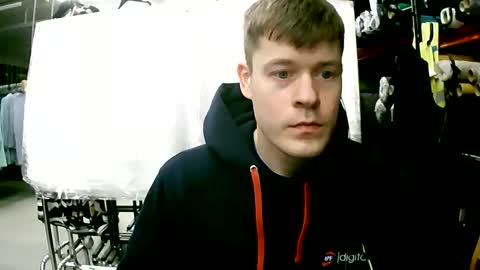 Snapshot of sexypornhot chatting on 6, 4, 2026 Erikson online show from 6, 4, 2026