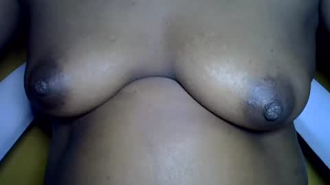 Snapshot of sexystella10 chatting on 16, 7, 2026 Stella online show from 16, 7, 2026