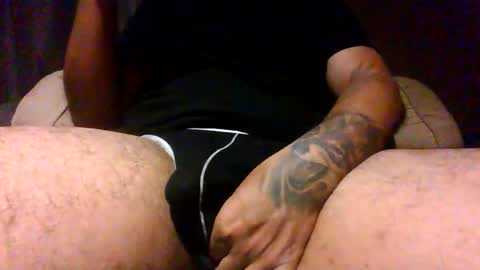 Snapshot of sexyzaddy94 chatting on 15, 4, 2026 sexyzaddy94 online show from 15, 4, 2026