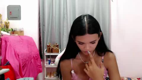 Snapshot of sexyzendaya_69 chatting on 30, 6, 2026 Zendaya online show from 30, 6, 2026