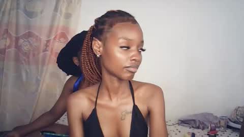 Snapshot of sexyzuriel chatting on 26, 2, 2026 sexyzuriel online show from 26, 2, 2026