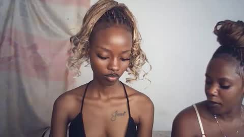 sexyzuriel online show from 21, 3, 2026