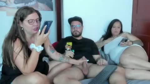 Snapshot of sgmr chatting on 6, 7, 2026 MiaSergio online show from 6, 7, 2026