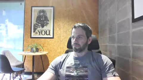 Snapshot of shad0w_hunter chatting on 19, 12, 2024 shad0w_hunter online show from 19, 12, 2024