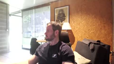 Snapshot of shad0w_hunter chatting on 10, 9, 2025 shad0w_hunter online show from 10, 9, 2025