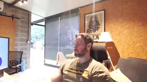 shad0w_hunter online show from 8, 5, 2026