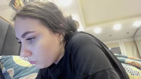 Snapshot of shadow_raffi chatting on 22, 12, 2024 shadow_raffi online show from 22, 12, 2024