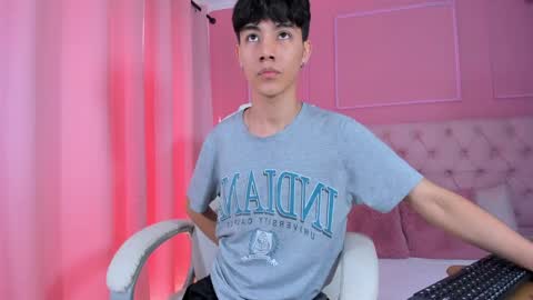 Snapshot of shady_stone chatting on 16, 2, 2025 shady_stone online show from 16, 2, 2025