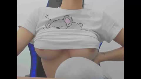 Snapshot of shahrazed_ chatting on 9, 10, 2025 shahrazed_ online show from 9, 10, 2025