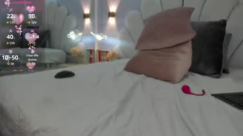 Shamara Thomson online show from 30, 4, 2026