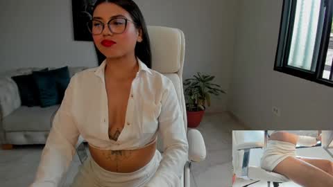 onlyfans shanabellucy online show from 22, 1, 2025