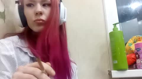 Snapshot of shandawilkenson chatting on 22, 10, 2025 Lia online show from 22, 10, 2025