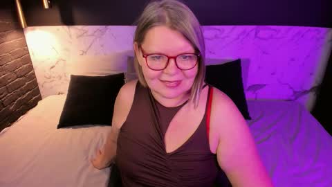 Shannon online show from 24, 10, 2025