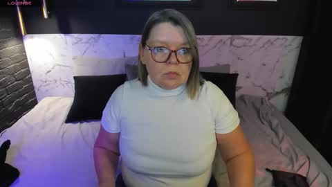 Shannon online show from 26, 11, 2025