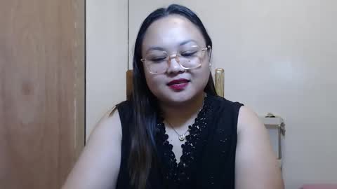 Snapshot of shantal_romance8 chatting on 29, 4, 2026 shantal_romance8 online show from 29, 4, 2026