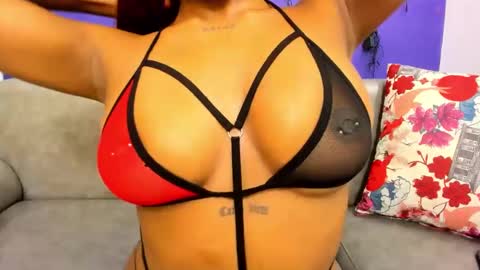 Snapshot of shantalgomes chatting on 14, 2, 2025 Shantal online show from 14, 2, 2025