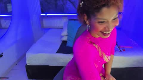 shantall bluuee online show from 27, 2, 2026